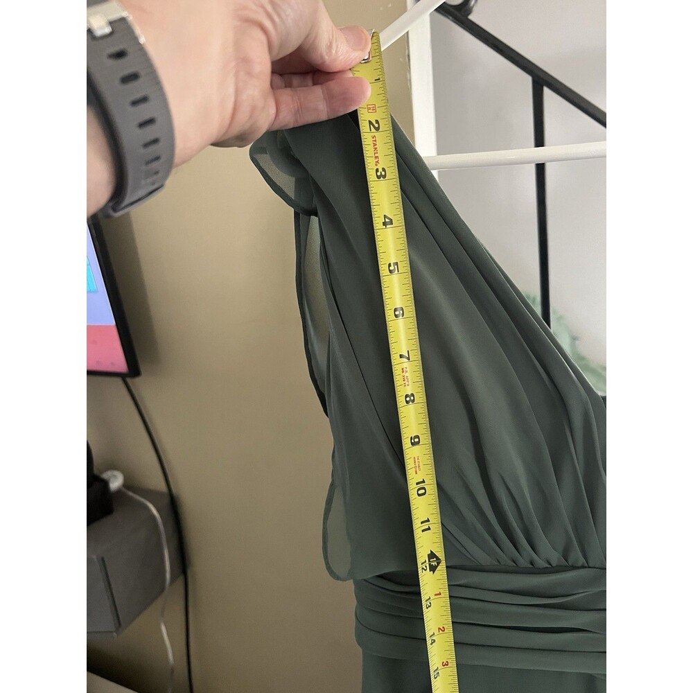 Azazie Mother Of The Bride Green RN 155143 Beautiful Women’s Size A12